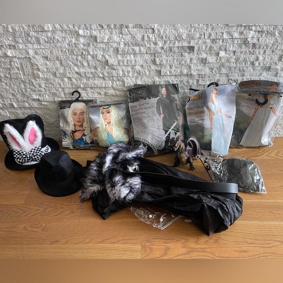Halloween Game of Thrones Jon Snow and Khaleesi Daenerys Targaryen Set - Picture 1 of 7